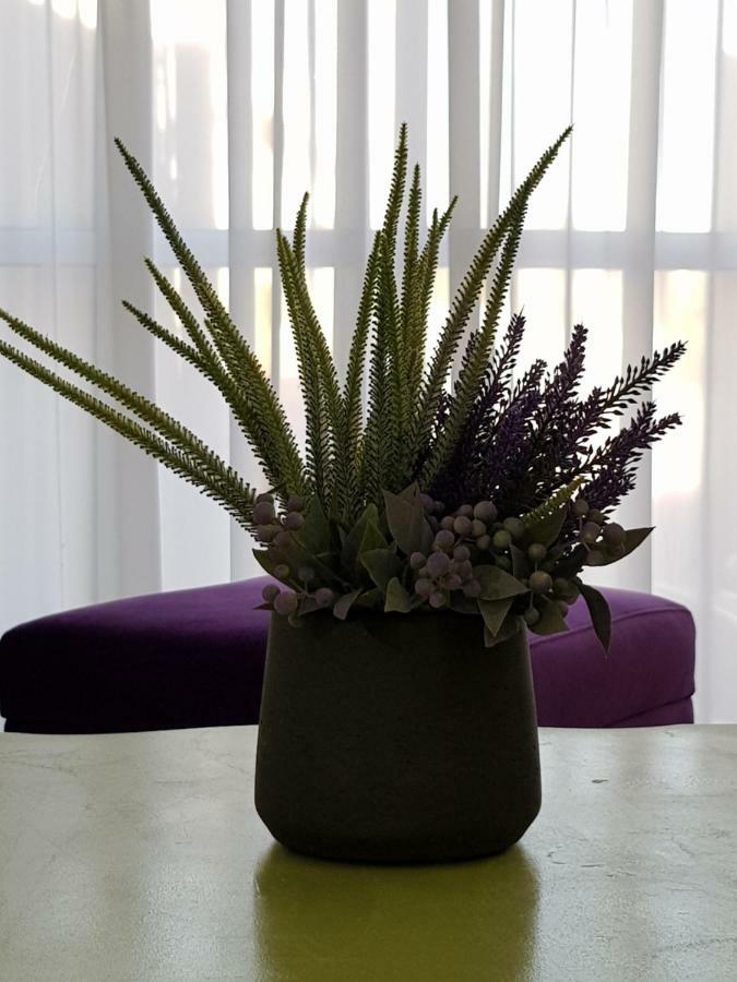 Stylish Apartment With A Patio Close To The Beach Eilat Dış mekan fotoğraf